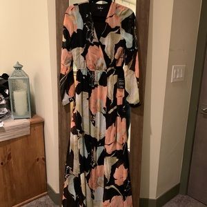 Lulus water lilies black floral maxi dress